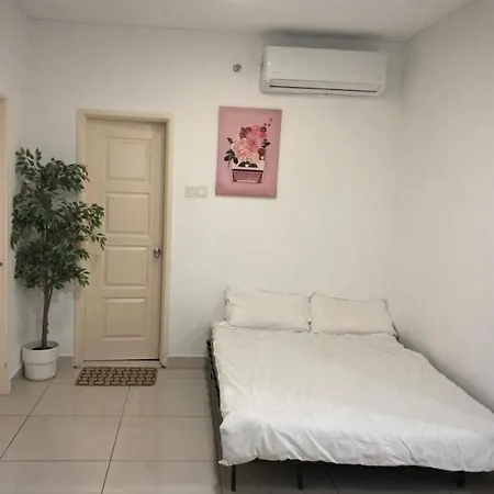 Mansion One Georgetown 2Br Seaview 7 Pax Apartment Exterior photo